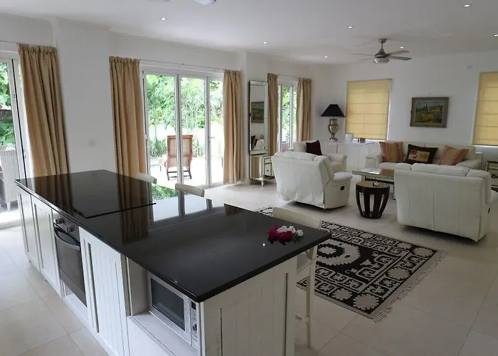 Chateau Elysium Beau Vallon (Mahe)