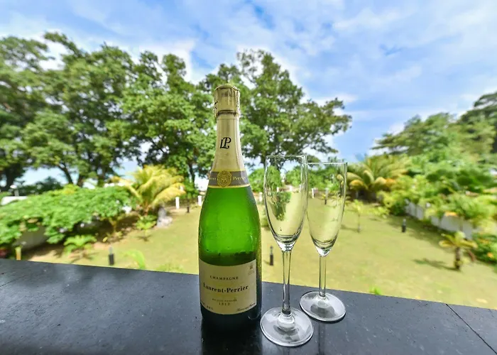 Chateau Elysium Beau Vallon (Mahe)